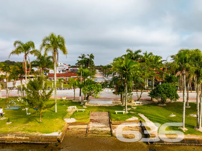 Terreno à Venda: Oportunidade Imperdível em Balneá