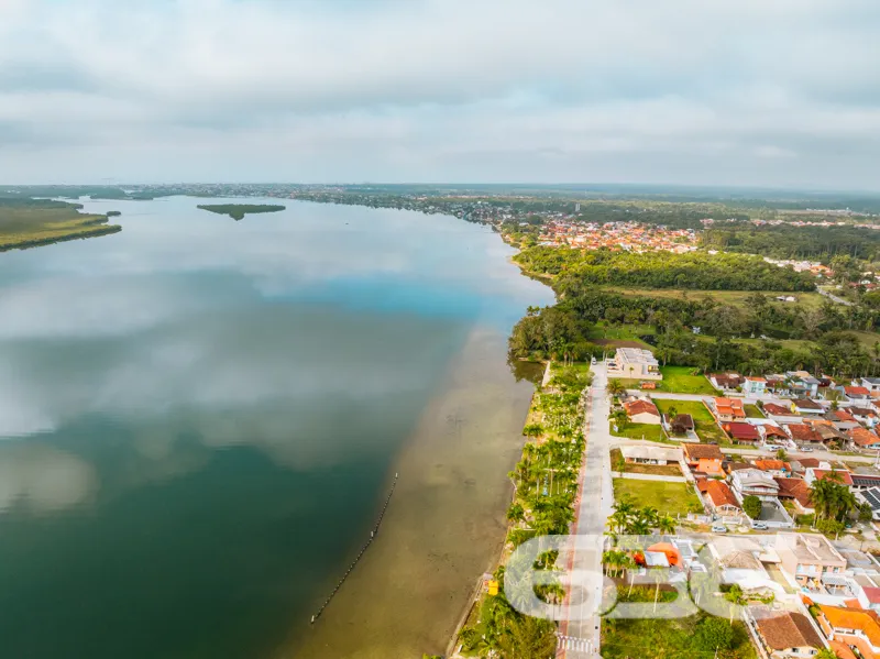 Terreno à Venda: Oportunidade Imperdível em Balneá