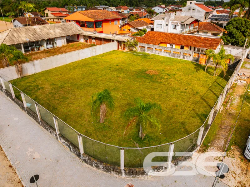 Terreno à Venda: Oportunidade Imperdível em Balneá
