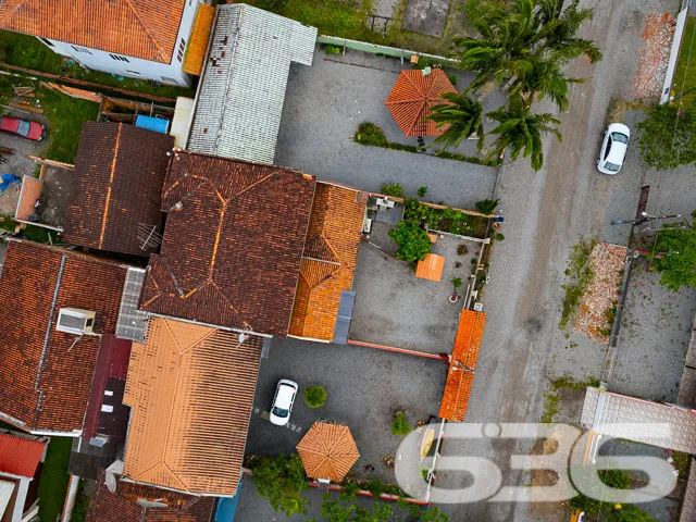 O REFÚGIO PERFEITO NO BAIRRO PINHEIROS: SOBRADO DE