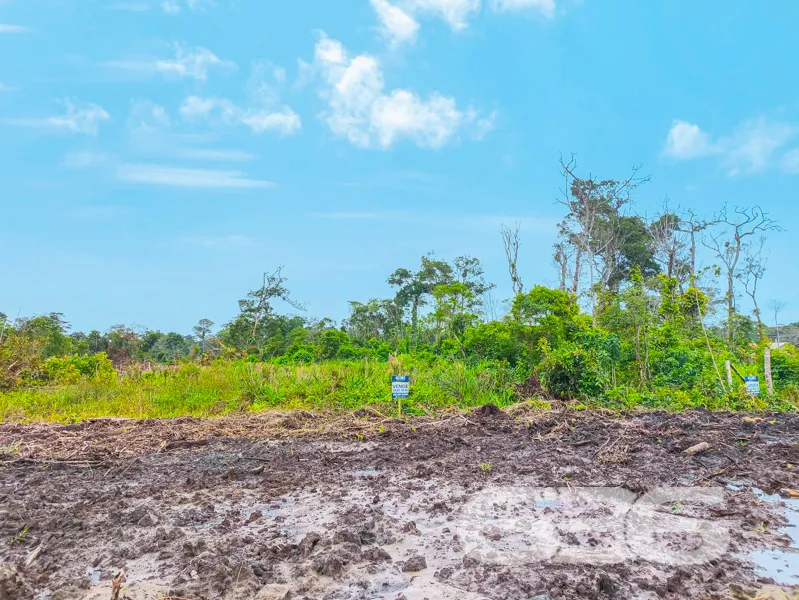 EXCELENTE TERRENO PLANO COM 360M² À VENDA NO BAIRR