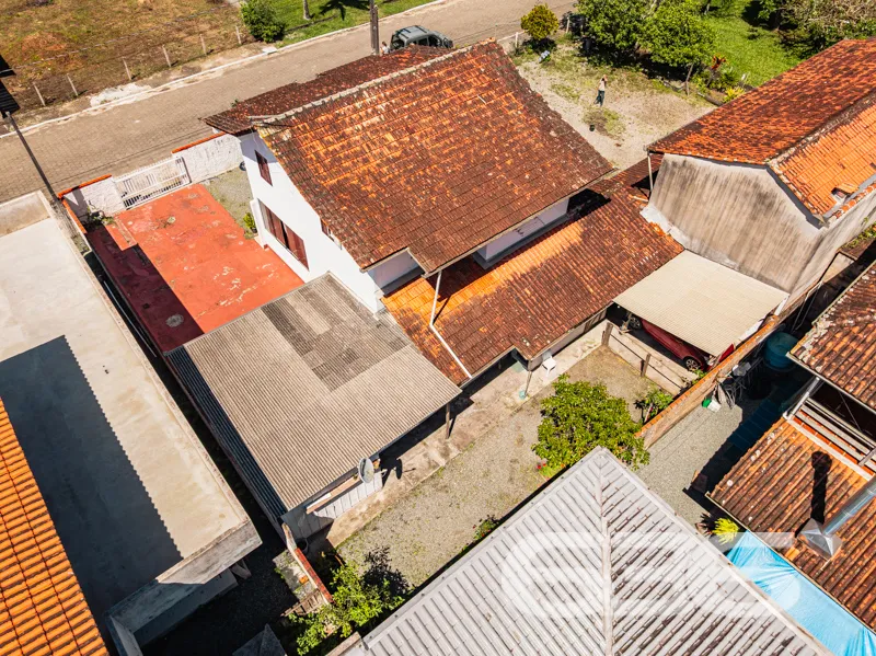 Você encontrou o sobrado dos seus sonhos em Balneá