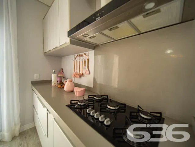 EXCELENTE CASA COM 1 SUÍTE E 2 QUARTOS EM BALNEÁRI