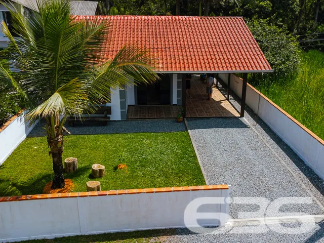 SONHO PERTINHO DO RIO, EM BALNEÁRIO BARRA DO SUL -