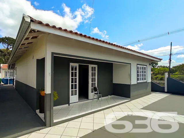 VENDE-SE LINDA CASA COM SUÍTE + DORMITÓRIO EM SÃO