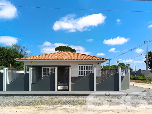 VENDE-SE LINDA CASA COM SUÍTE + DORMITÓRIO EM SÃO