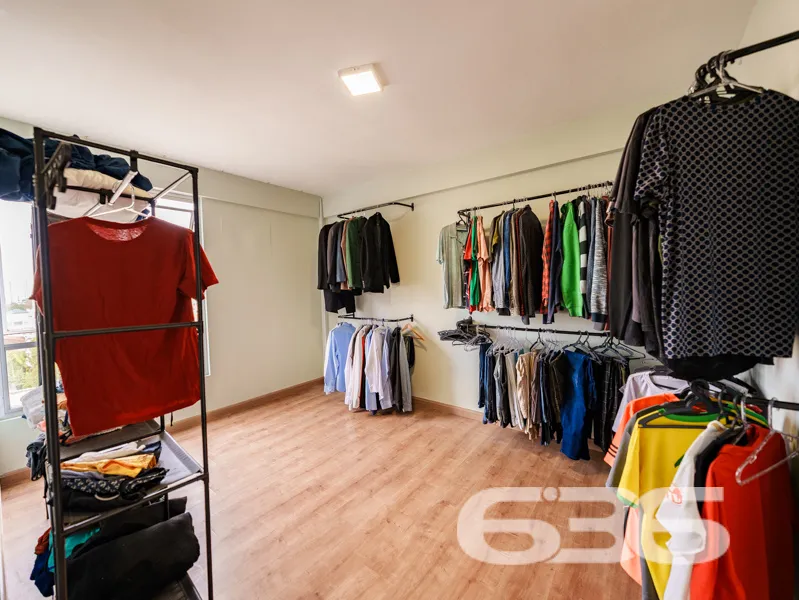 Apresentamos este apartamento localizado no coraçã