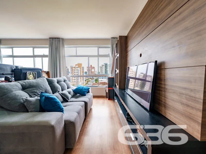 Apresentamos este apartamento localizado no coraçã