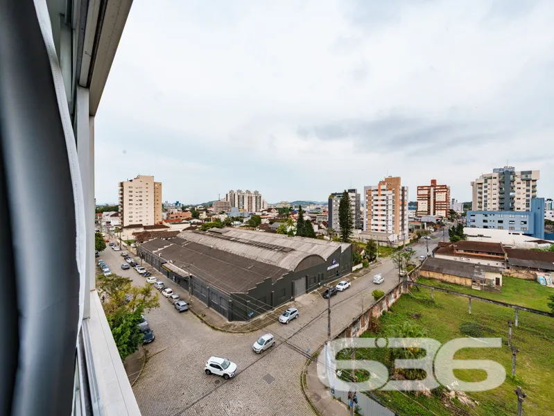 Apresentamos este apartamento localizado no coraçã