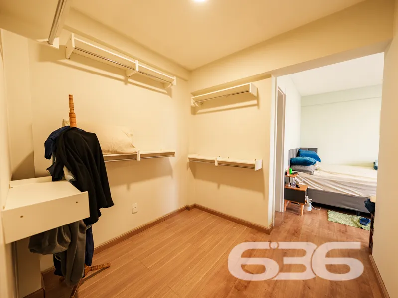 Apresentamos este apartamento localizado no coraçã
