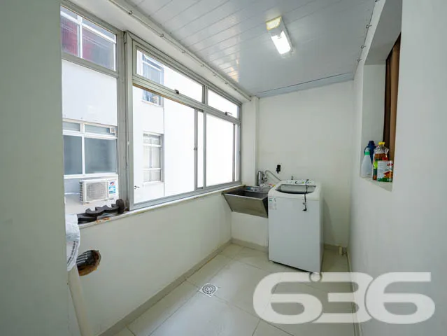 Apresentamos este apartamento localizado no coraçã