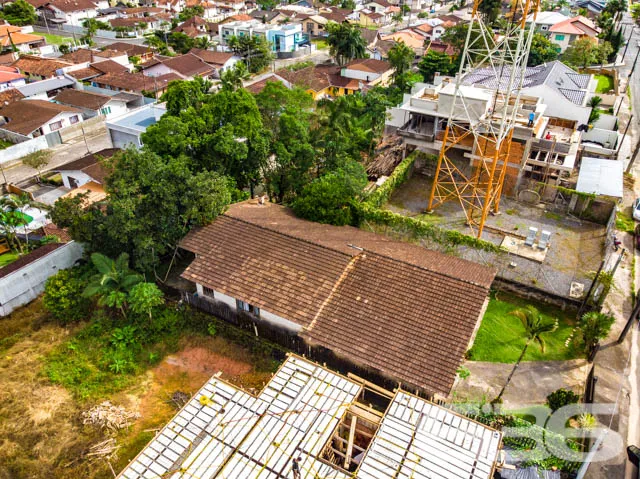 Excelente Oportunidade de Casa no Bairro Glória –