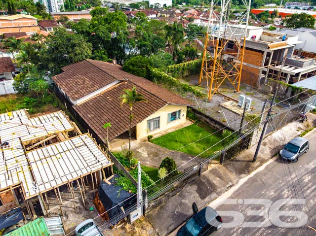 Excelente Oportunidade de Casa no Bairro Glória –