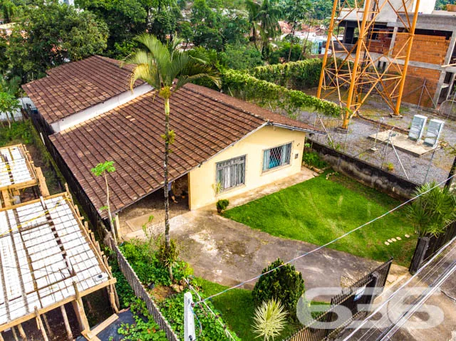 Excelente Oportunidade de Casa no Bairro Glória –
