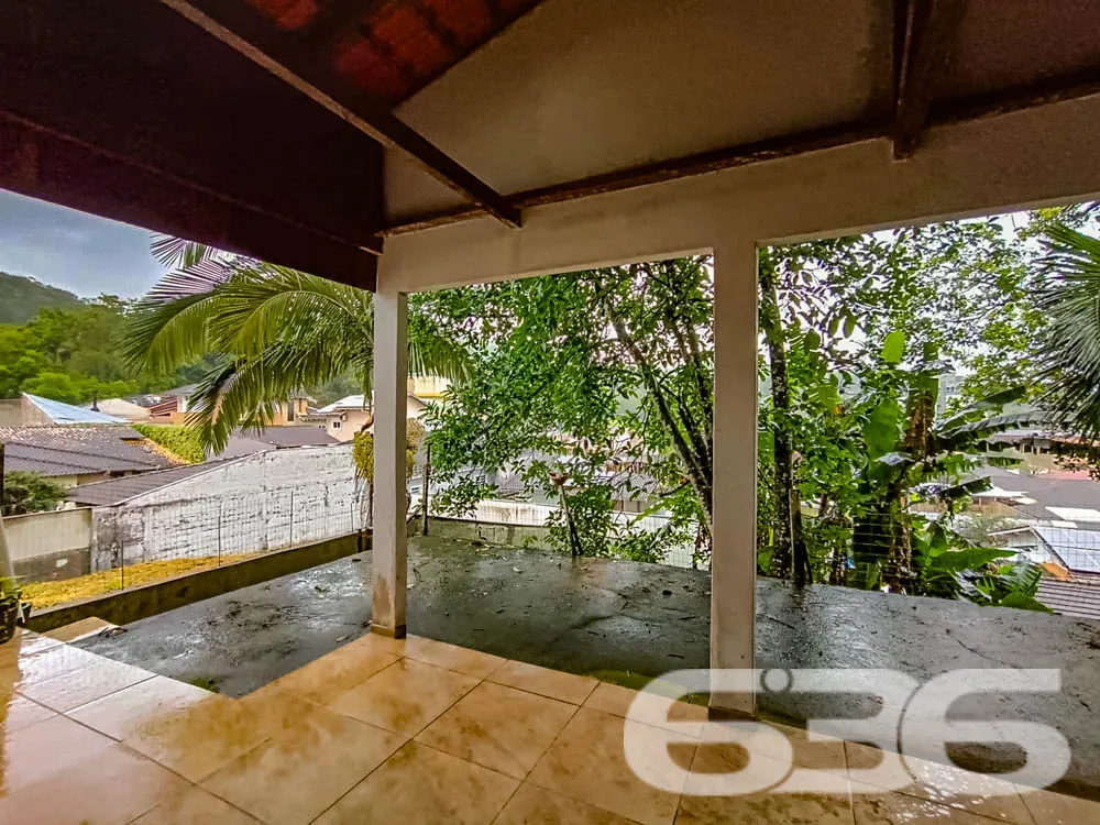 Excelente Oportunidade de Casa no Bairro Glória –