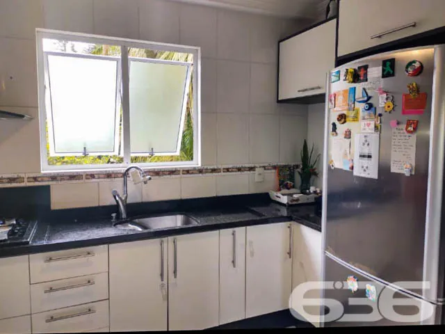 Apartamento à venda no bairro Costa e Silva – Ampl