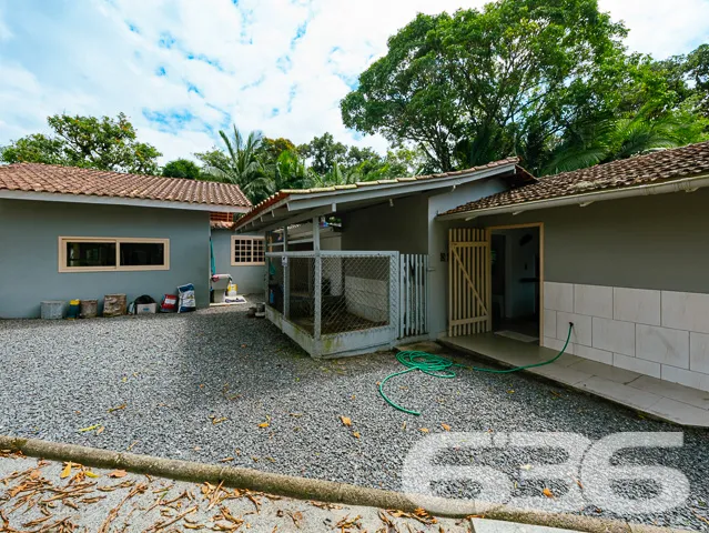 CHÁCARA NO BAIRRO PINHEIROS: ESPAÇO, CONFORTO E NA