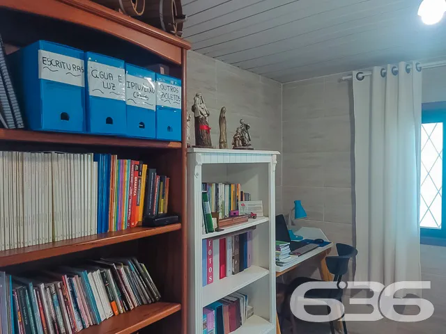 IMĂVEL COM 3 QUARTOS EM ĂTIMA LOCALIZAĂĂO NO BAIRR