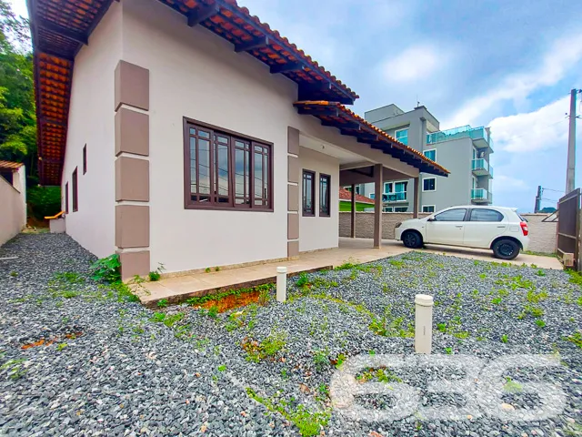 ESPAĂO E CONFORTO NO BAIRRO BOEHMERWALD â SUA NOVA