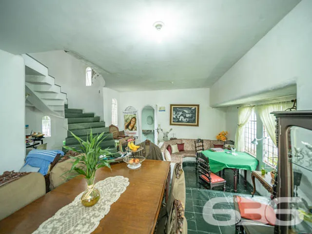 MAGNĂFICA CASA COM 2 SUĂTE E 1 QUARTO, NO BAIRRO B