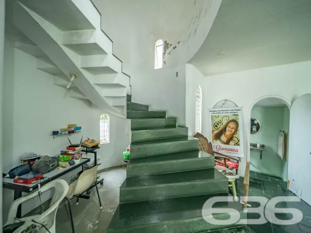 MAGNĂFICA CASA COM 2 SUĂTE E 1 QUARTO, NO BAIRRO B