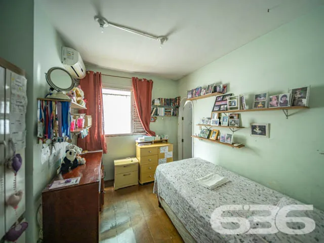 MAGNĂFICA CASA COM 2 SUĂTE E 1 QUARTO, NO BAIRRO B