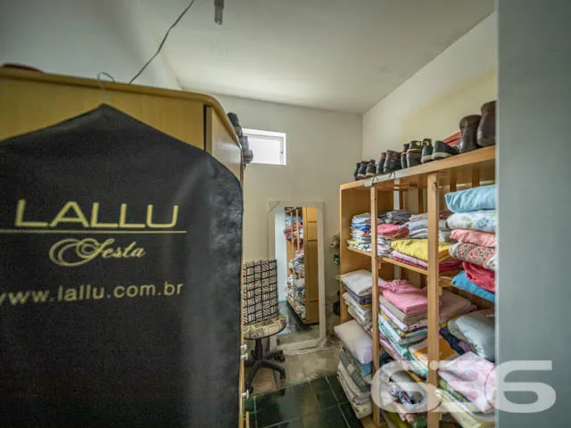 MAGNĂFICA CASA COM 2 SUĂTE E 1 QUARTO, NO BAIRRO B