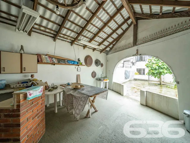 MAGNĂFICA CASA COM 2 SUĂTE E 1 QUARTO, NO BAIRRO B