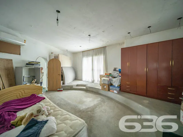 MAGNĂFICA CASA COM 2 SUĂTE E 1 QUARTO, NO BAIRRO B