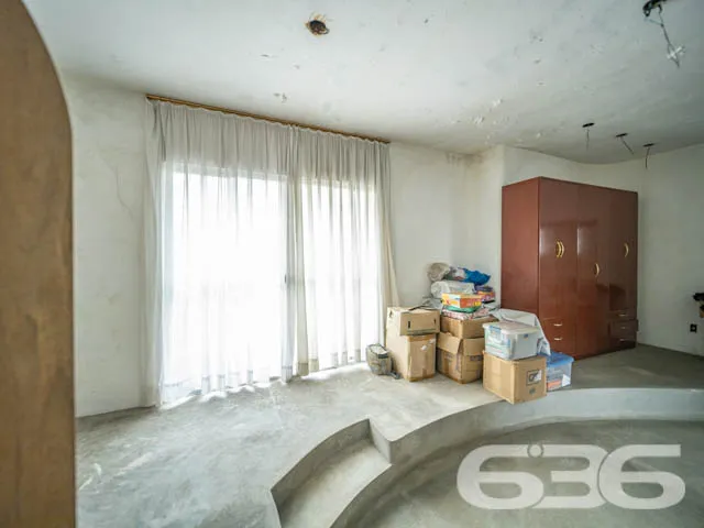 MAGNĂFICA CASA COM 2 SUĂTE E 1 QUARTO, NO BAIRRO B