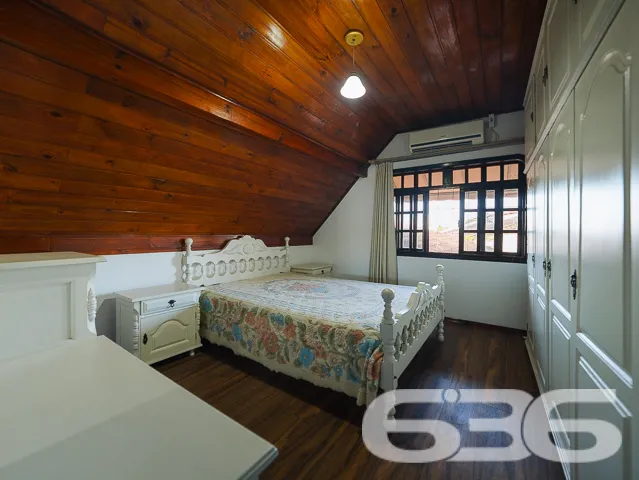 Descubra o encanto dessa residência padrão sobrado