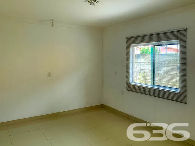 RESIDĂNCIA COM 2 DORMITĂRIOS NO BAIRRO VILA NOVA