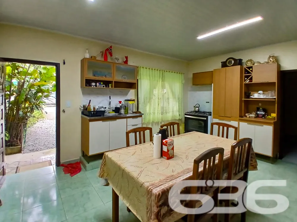 Descubra um refĂșgio espaçoso e encantador no coraç