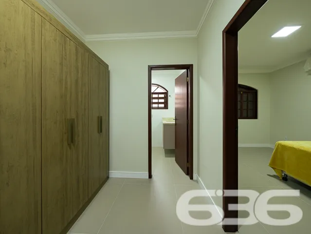 BAIRRO ANITA GARIBALDI: CASA ESTILO GERMÂNICO COM 