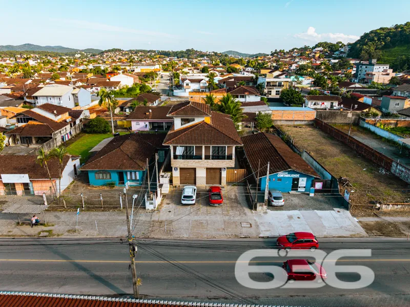 Sobrado PadrĂŁo de Alto PadrĂŁo Ă  Venda â Bairro Ita