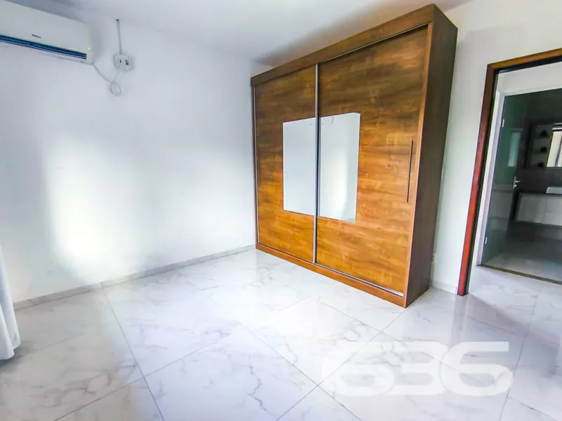 Seu novo lar com vista para a natureza no coração