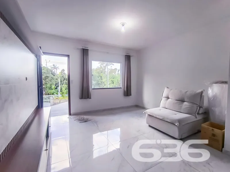 Seu novo lar com vista para a natureza no coração