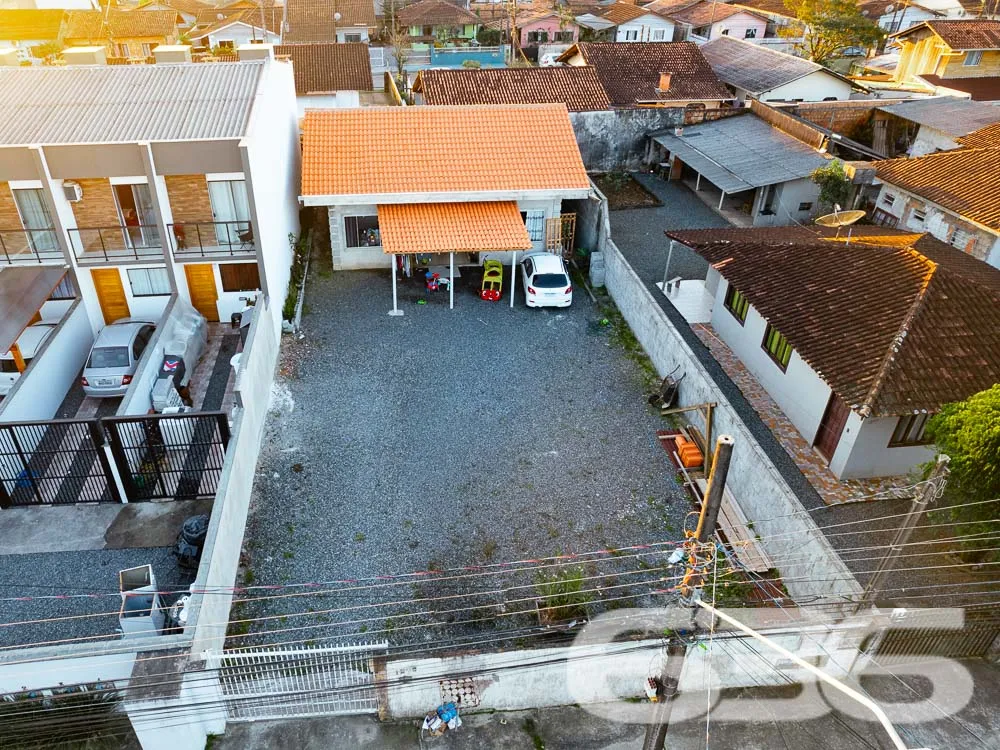 IMÓVEL COM 3 QUARTOS NO BAIRRO IRIRIÚ - ESTUDA PER