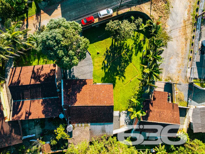 Oportunidade no Bairro Itaum: residĂȘncia tĂ©rrea em