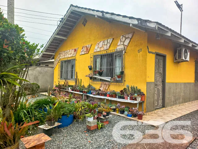 Casa tĂ©rrea Ă venda no Boehmerwald, Joinville/SC â