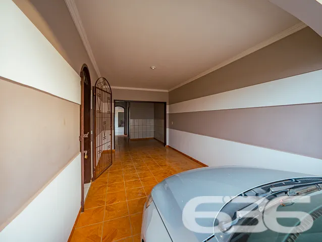 OPORTUNIDADE DE CASA COM 3 QUARTOS, NO BAIRRO JAR