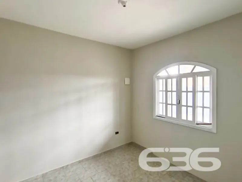 Oportunidade no bairro Jarivatuba – residência tér