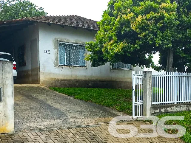IMÓVEL COM 3 DORMITÓRIOS E ÁREA DE FESTAS NO BAIRR