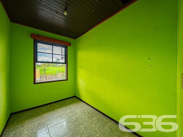 TERRENO AMPLO COM DUAS RESIDÊNCIAS NO CENTRO DE PI