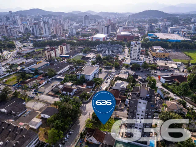 VENDE-SE TERRENO DE ESQUINA NO CENTRO- ESTUDA PERM