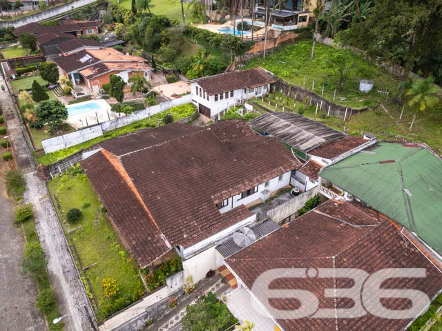 AMPLO TERRENO NO BAIRRO SAGUAÇU - INVISTA AQUI!

I
