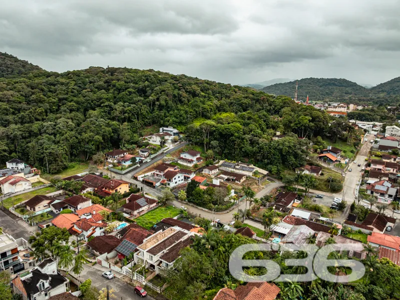 Descubra o Sobrado dos Seus Sonhos em Joinville!