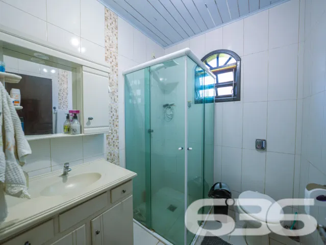Descubra o encanto e a funcionalidade nesta residê