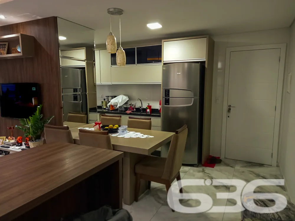 Apartamento no cobiçado bairro Bom Retiro, uma com