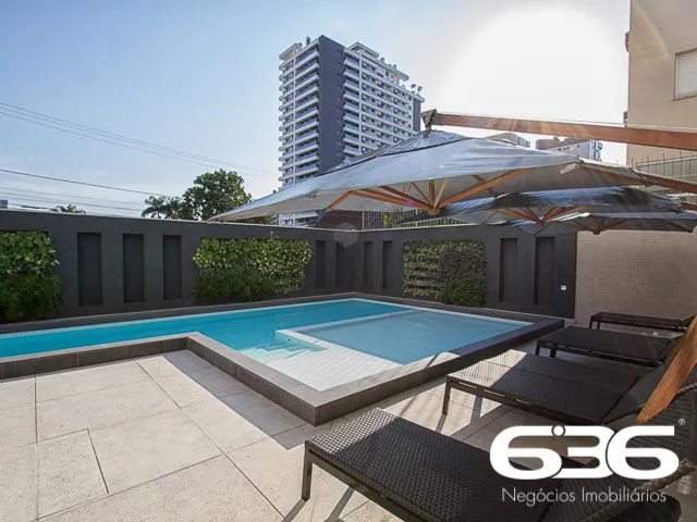 BELÍSSIMO APARTAMENTO DE ALTO PADRÃO NO CENTRO DE